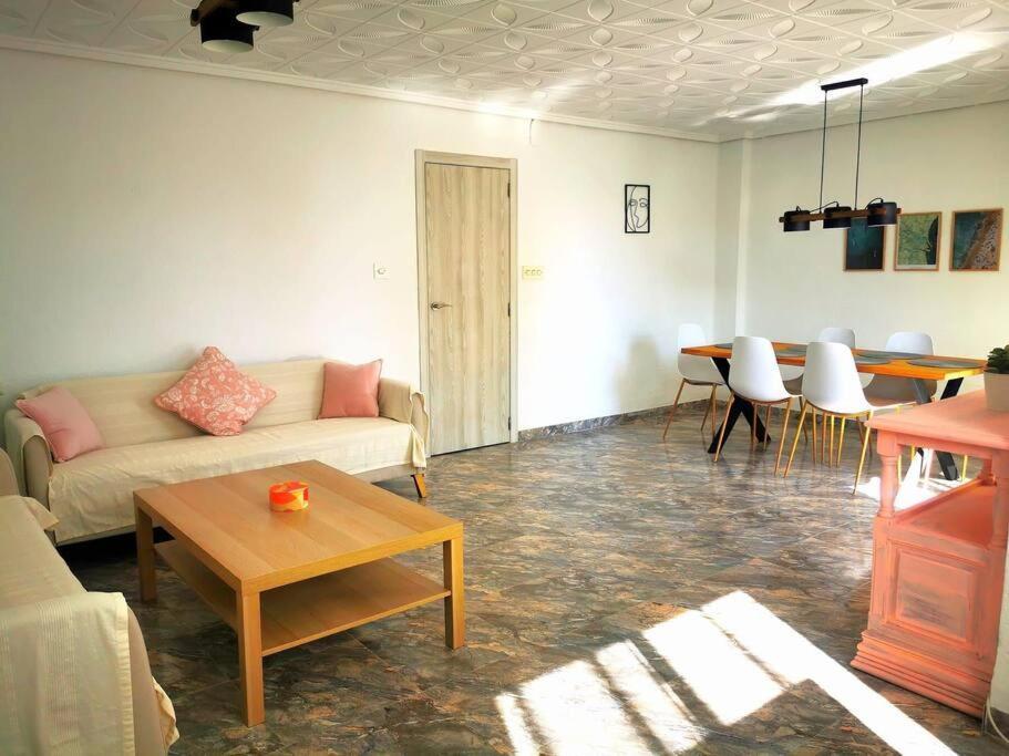 Great 4 Bedrooms In - Full - 120m2 * Sagunto