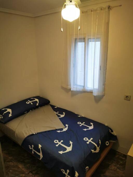 Apartment Great 4 Bedrooms In - Full - 120m2 *
